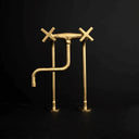 Curved S-spout brass kitchen faucet – modern single hole, front view