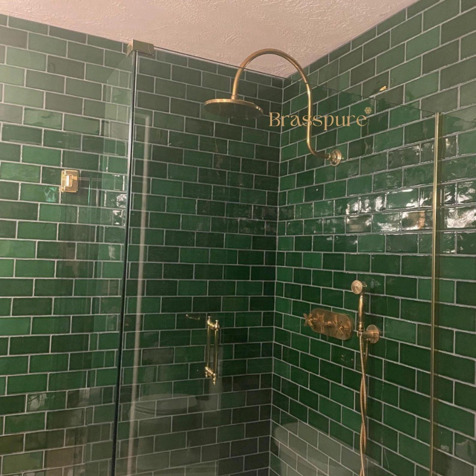Unlacquered Brass Curved Shower System Shower Systems product photo